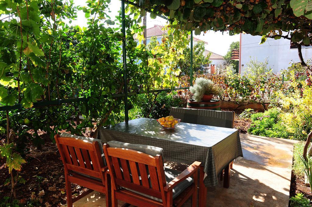 Apartments Luka & Sara Zadar Zewnętrze zdjęcie