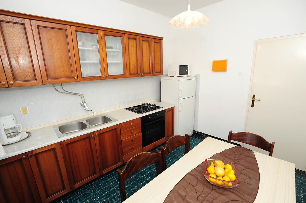 Apartments Luka & Sara Zadar Zewnętrze zdjęcie
